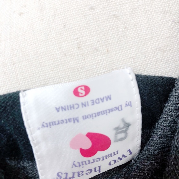 🤰🏻 Grey and Black Maternity Sweater - Picture 4 of 4